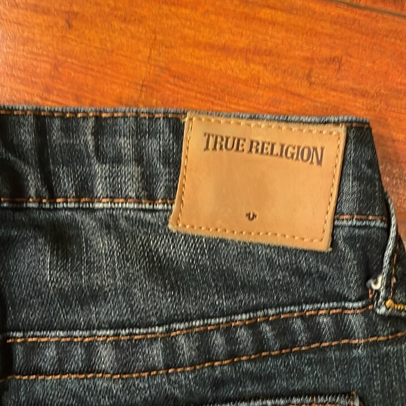 True Religion Jeans 8 - Picture 4 of 5